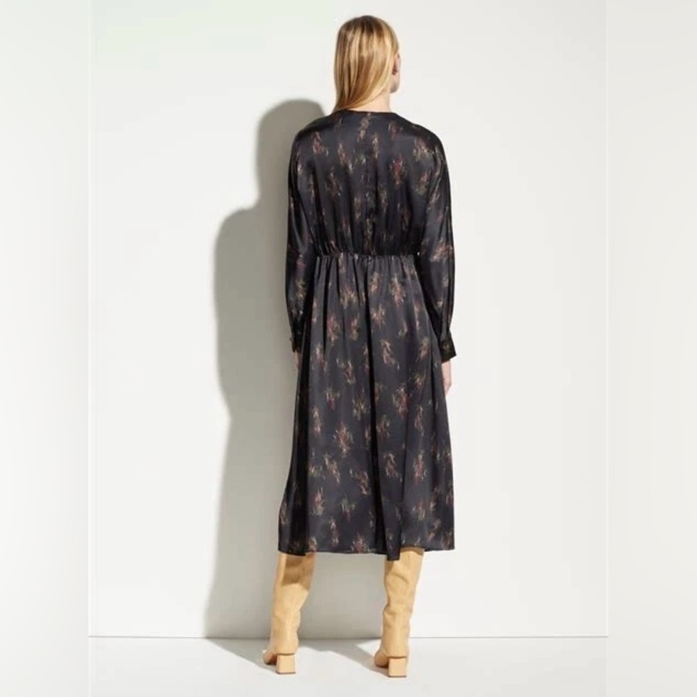$445 Vince “Wisteria” floral silky long sleeve faux wrap v-neck dress  Size XS - Picture 4 of 14